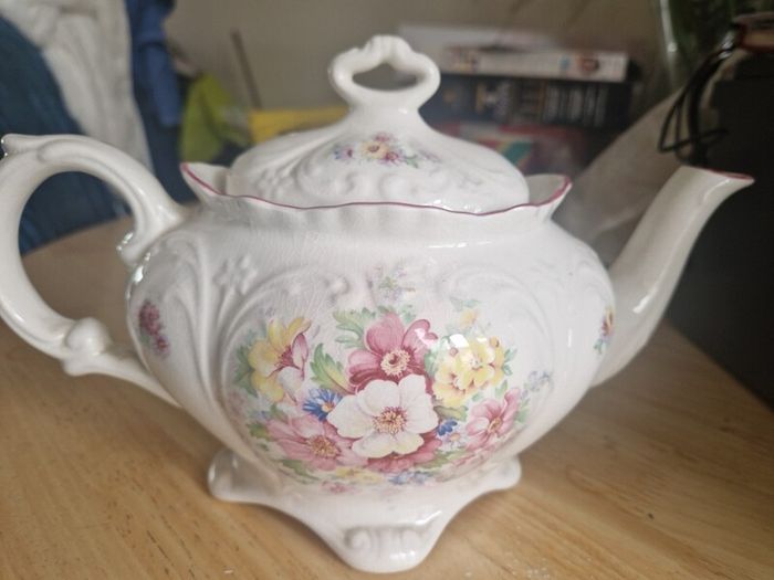 antique teapot