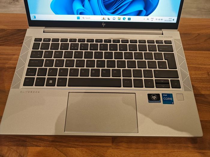 HP Elitebook 830 G8 | i5 (11th gen) | 16GB | 512GB | 13.3" FHD | Bang & Olufsen |  Win11