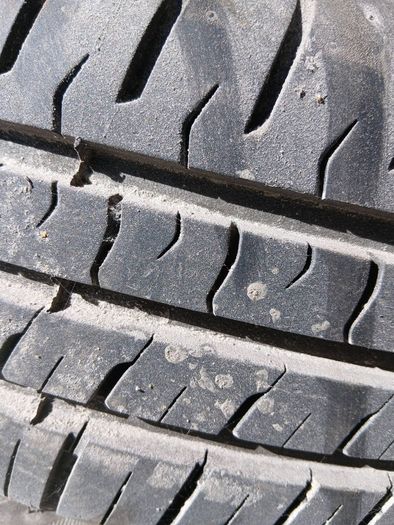 175/65-15 Tyres