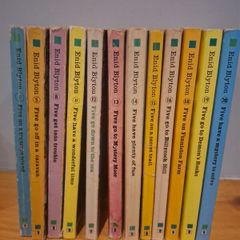 Famous Five paperback bundle