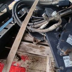 Quickie loader Q55 4wd brackets Claas 510
