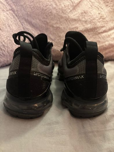 Nike Air VaporMax Triple Black 2019 Trainers Size 5