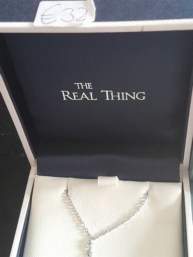 ladies silver chain and pendant