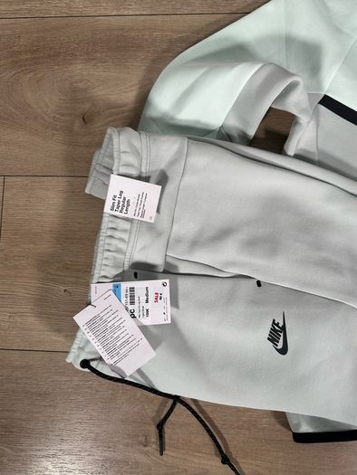 Nike tech tracksuit