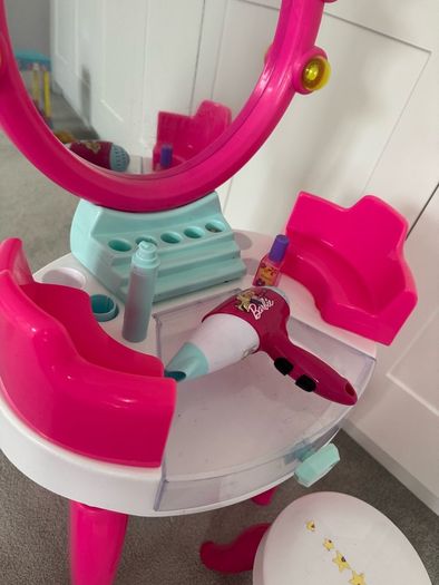 Make up station, table and chair, vanity set, girl