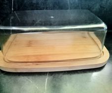 Butter dish