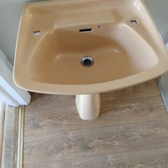 Bathroom fittings