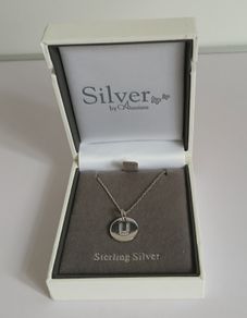 Absolute Jewellery Sterling Silver Necklace & Pendant Initial U Letter U New With Tags & Box CAN POST