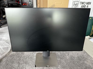Dell UltraSharp U2719D 27 QHD Monitor