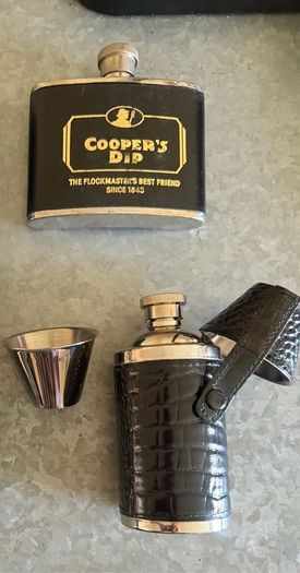 Hip Flasks x 2