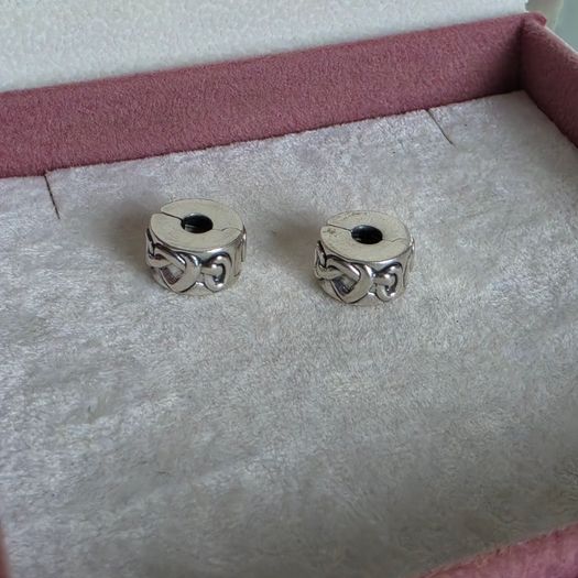 Pandora hearts charm clips perfect condition fully hallmarked