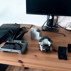 DJI Mini 4 Pro Fly More Combo (RC 2) + ND filters + Wide-angle lens: barely used