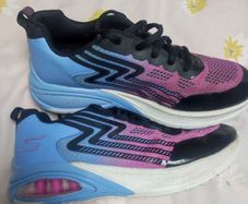 Girls Sketchers size 1