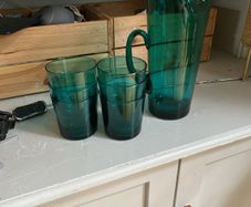 glass jug and glasses
