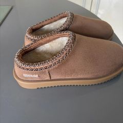 Regatta mules