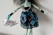 Monster high doll Frankie Stein