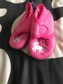 Girls slippers