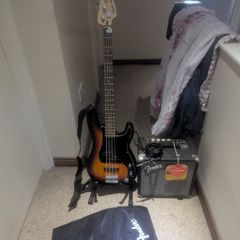 Squire electric Bass