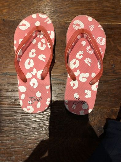 girls slippers