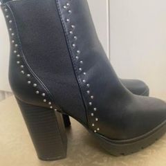 Kurt Geiger high heel Chelsea boot