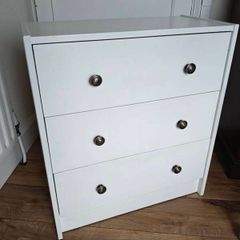 Chest of drawers - free
