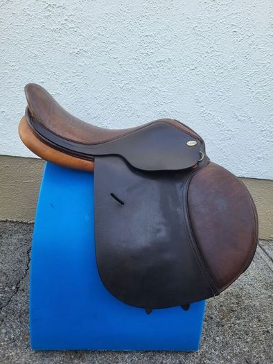 16" jump saddle