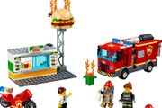 Lego City 60214: Burger Bar Fire Rescue (2019) 100% Complete (NO BOX)