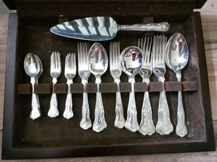 Antique Cutlery Set Sheffield