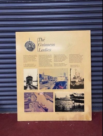 Free large collection of Guinness signage displays