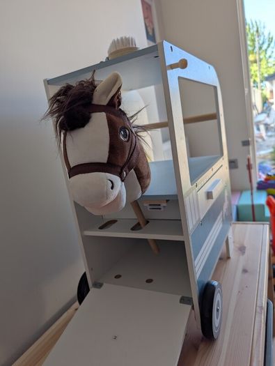Toy Horsebox