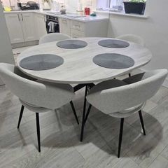 Extending Round Dining Table
