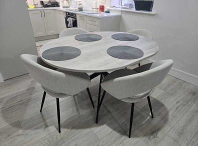 Extending Round Dining Table