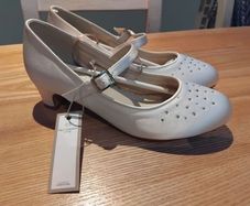 Paul Costello New Ivory Communion Shoes Size 2