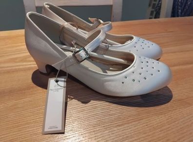 Paul Costello New Ivory Communion Shoes Size 2