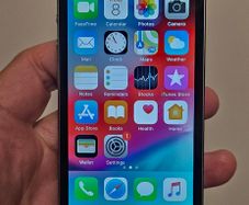 iPhone 5s - Fully Functional - Factory Reset & iCloud Unlocked