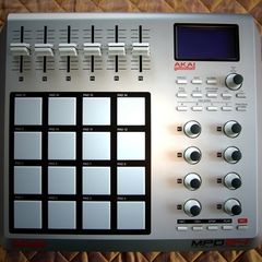 Akai Mpd24