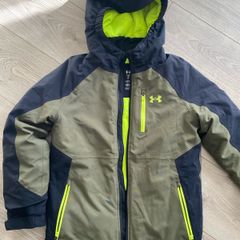 Under Armour winter jacket like new size JM