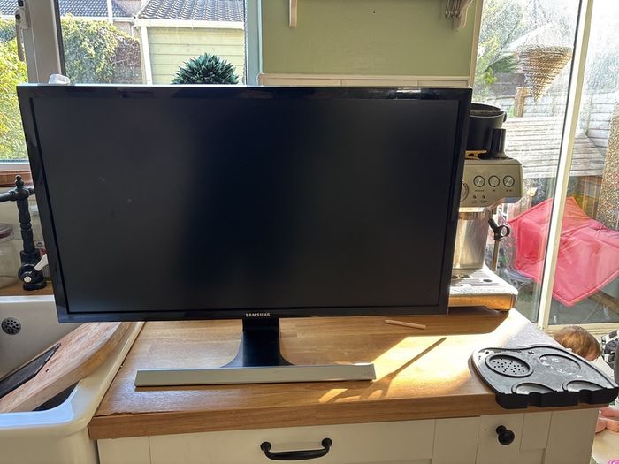 samsung 28 inch 4k