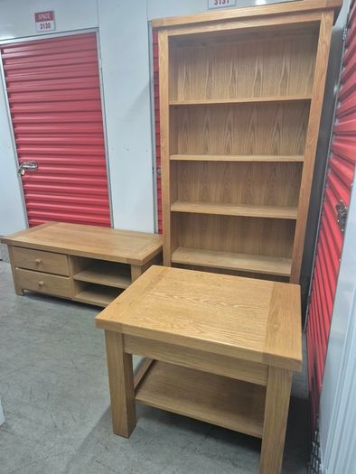 Bookcase with 5 shelves