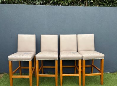 Kitchen high stools