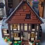 Lego Disney Hocus Pocus: The Sanderson Sisters' Cottage Set #21341 Image 10