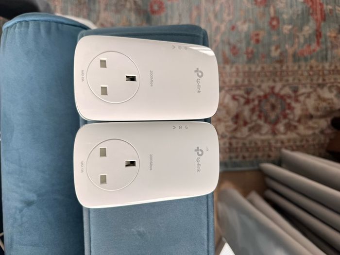 TP-Link AV2000 Gigabit Passthrough Powerline Adapter Kit (TL-PA8030P)