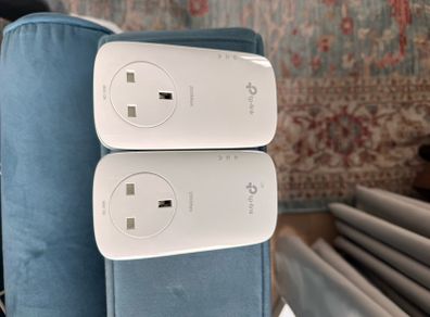 TP-Link AV2000 Gigabit Passthrough Powerline Adapter Kit (TL-PA8030P)