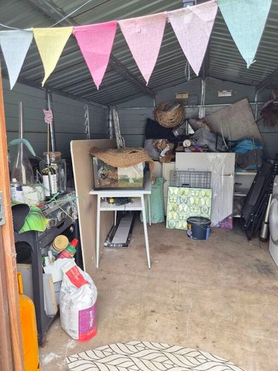 Shed,metal