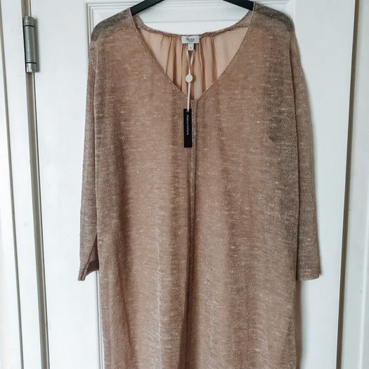 Hoss Italian yarn designer flowy top