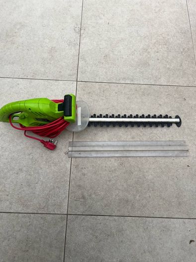 Hedge trimmer