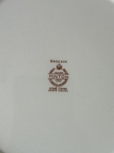 NEW Minton " Brocade" Bone China  Cabinet  Dinner Plate