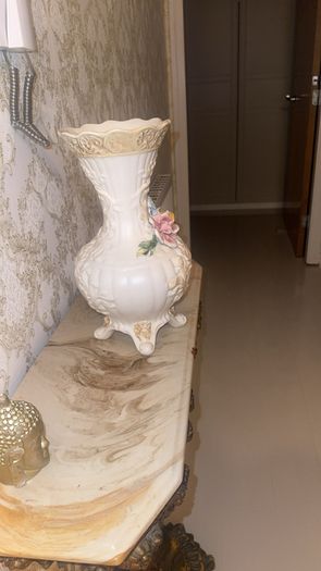 Beautiful capo dimonte vase