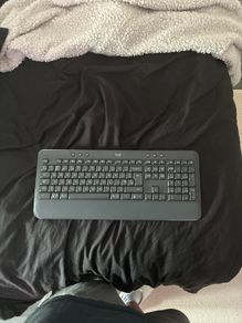 Logictech K650 keyboard wireless (No dongle)