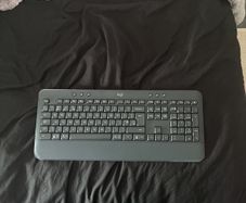 Logictech K650 keyboard wireless (No dongle)